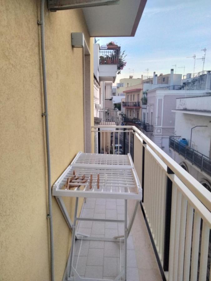 Chiale Holiday Apartments Полиньяно-а-Маре Экстерьер фото