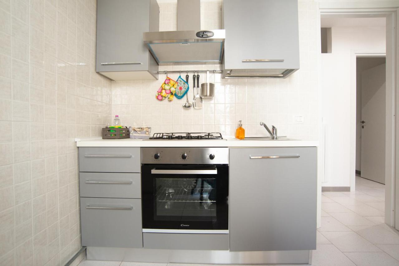 Chiale Holiday Apartments Полиньяно-а-Маре Экстерьер фото