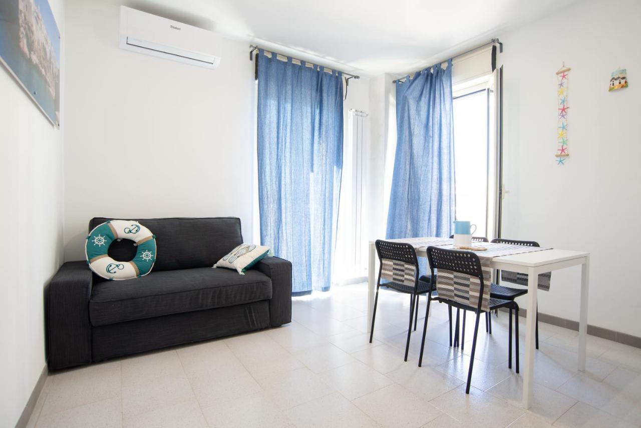 Chiale Holiday Apartments Полиньяно-а-Маре Экстерьер фото