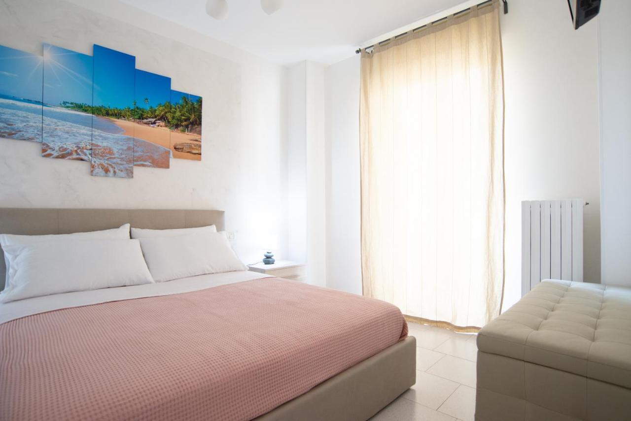 Chiale Holiday Apartments Полиньяно-а-Маре Экстерьер фото
