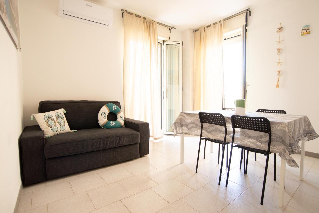 Chiale Holiday Apartments Полиньяно-а-Маре Экстерьер фото