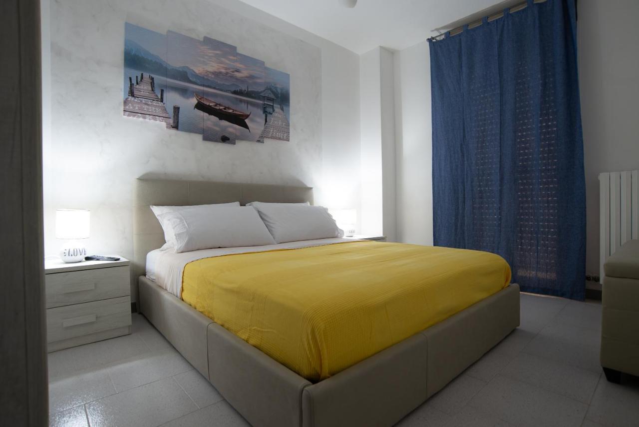 Chiale Holiday Apartments Полиньяно-а-Маре Экстерьер фото